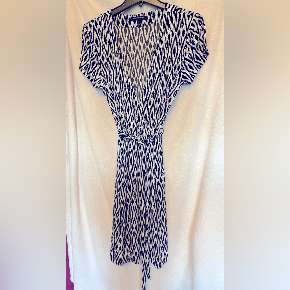 Banana Republic wrap dress size Medium